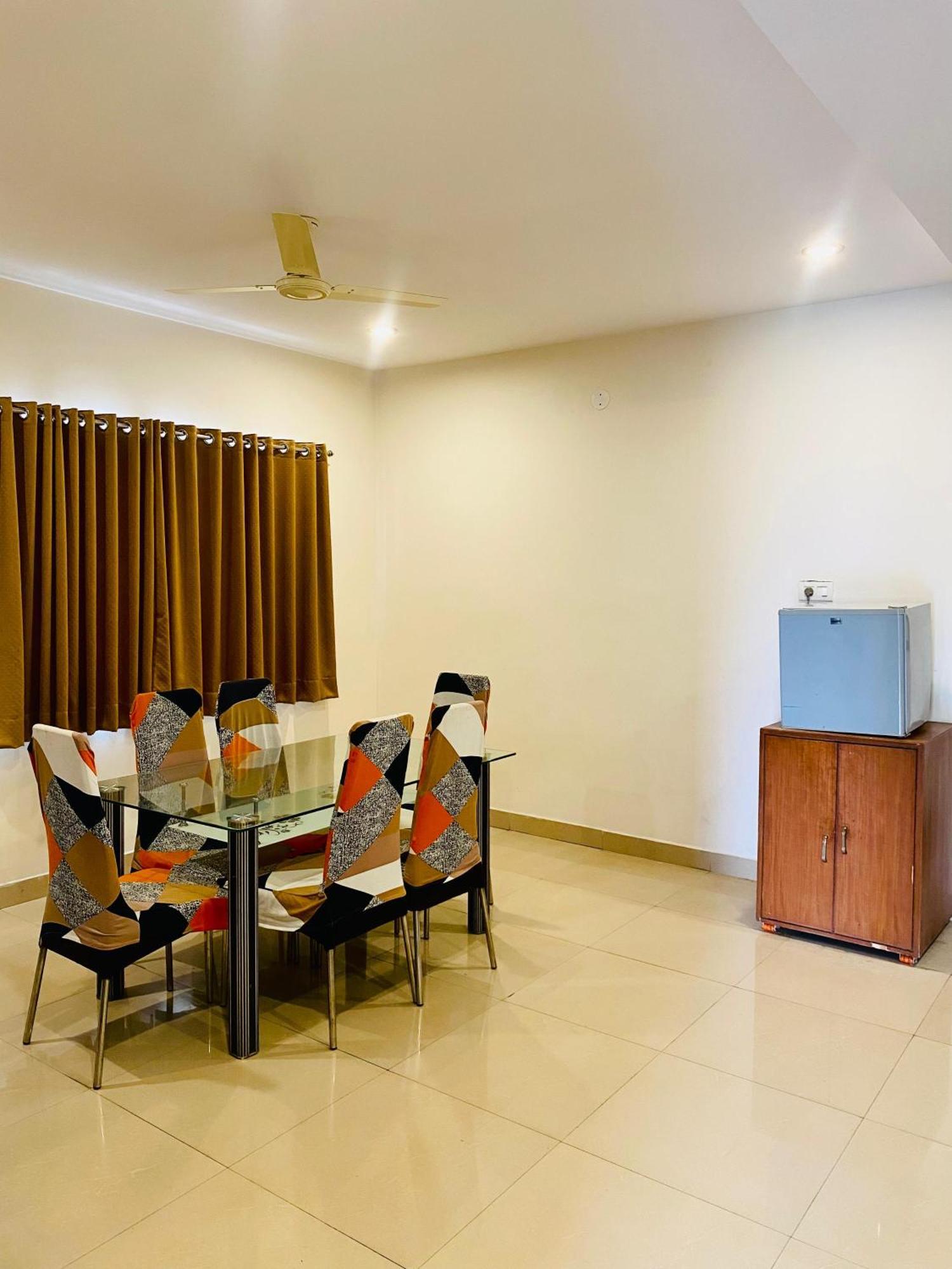 Hotel Shloka Residency Shamshabad Esterno foto